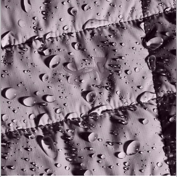 WOMEN’S UNDER ARMOUR INSULATED HOODED JACKET - Picture 4 of 13